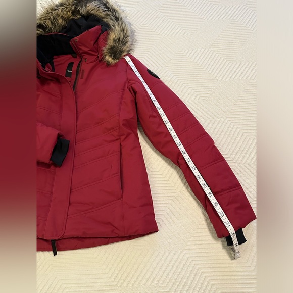 Obermeyer Tuscany II Insulated Jacket, Cranberry, Sz 4 - Picture 12 of 16